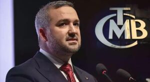 TCMB Başkanı Karahan: Sıkı Duruşun Dezenflasyon Üzerindeki Gücü ve Beklentiler