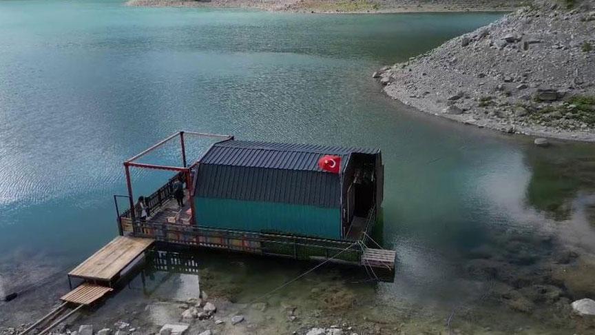 Tortum Gölü’nde Yeniden Doğan Yüzen Ev: Doğa ve Turizmi Buluşturan Yenilik