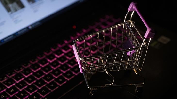 Türkiye E-Ticaret Haftası: Türkiye’nin Alışveriş Festivali ve Dijital Dönüşümün Büyüleyici Yolculuğu