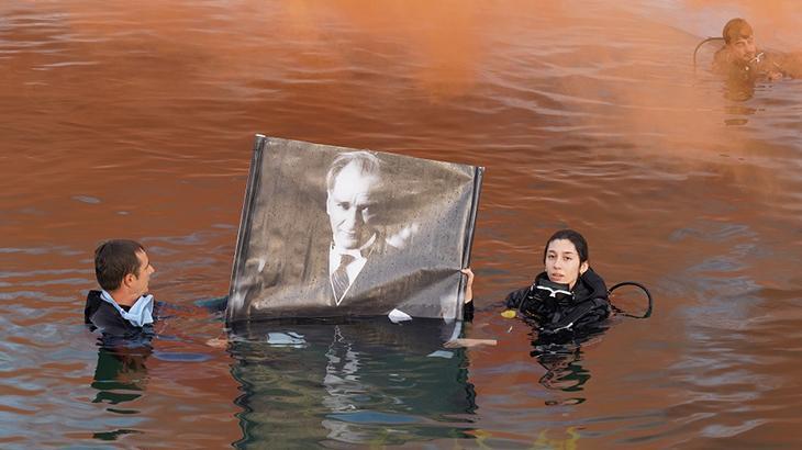 Tuzla’da 10 Kasım Anma Törenleri: Şehitler ve Atatürk’ün İlke ve Devrimleri Aydınlık Yüreklerle Yaşatılıyor