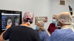 Uyandırmadan Yapılan Amelde Beyin Tölümü ve Kayıtsız Ağrısız Müdahale: Gaziantep Hastanesinde Başarılı Sonuç