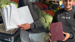 Veresiye Defterini Kapatan Gizli Hayırseverin Mahalleye Burmağı