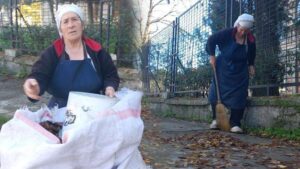 Yaşlı Kadının Doğal Gübreyle Dönüştürdüğü Yapraklı Gelenek: Cemile Kayaoğlu’nun Kompost Hikayesi