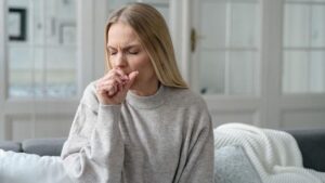 Zatürre Hakkında Özet ve Korunma Rehberi: Belirtiler, Risk Grupları ve 8 Kritik Önlem