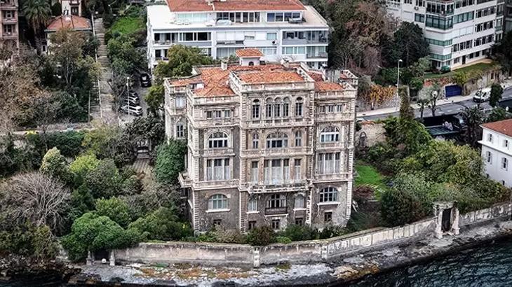 Zeki Paşa Yalısı: Boğazın Şato Görünümlü İncisi ve 130 Yıllık Hikâyesi
