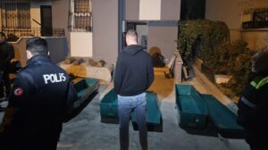 Adana’da Aile trajedisi: Baba, iki çocuğunu vurduktan sonra intihar etti