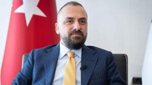 AK Parti Medyada Aktiflik Vurgusu ve Ekran İzni Tartışması