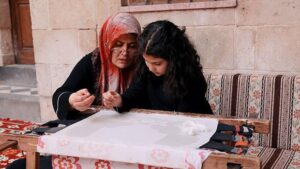 Antep İşi Nakışının Yaşayan Miras Olarak Sürdürülen Yolculuğu ve UNESCO’daki Yeri