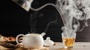 Bitki Çaylarında Doğru Demleme ve Bağışıklık İçin Stratejiler