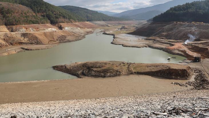 Bursa’da Su Güvenliği İçin Yeni Yol Haritası: Karar Aşamasında Lezzetli Tedbirler ve Uludağ’ın İklimle Mücadelesi