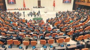 Bütçe Görüşmeleri: Yılmaz’dan Sunuş ve Çoklu Konuşmacılarla 14 Günlük Maraton