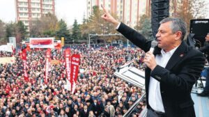 CHP’de Yeni MYK: Gençleşen Iskelet ve 7 Yeni İsimle Değişim Rüzgârı