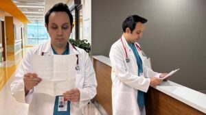 Çift Yetenek: Başakşehir’de Aynı Hastanede İkiz Doktorlar ve Aileden Mesai Arkadaşlığına Uzanan Yol