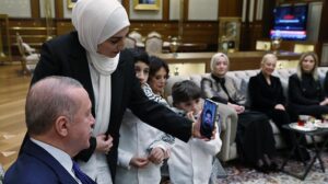 Cumhurbaşkanı Erdoğan, Kültür ve Sanat Büyük Ödülleri’ne layık görülenleri kabul etti