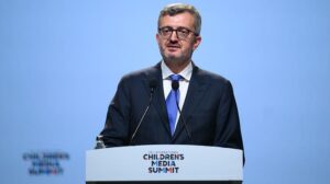 Dijital Çağda Çocuk Medyası: Aileleri Güçlendirme ve Değerler İnşası Üzerine TRT Zirvesi