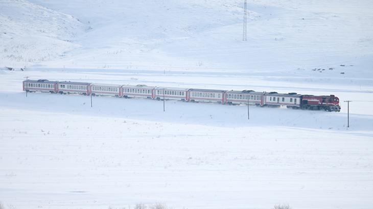 Doğu Ekspresi: Doğanın İçinden Şehirler Arasına Unutulmaz Bir Yolculuk