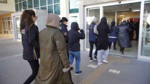 Edirne’de FETÖ’ye Yönelik Operasyon ve Gözaltılar: 12 Zanlı Adliyeye Sevk Edildi