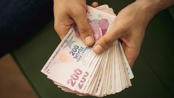 Emekli Promosyonları ve Ek Avantajlar: Yıl Sonu Banka Rastgeleliği ve Uyarılar