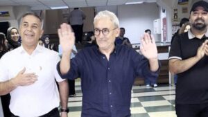 Eray Öğretmen İçin Veda: Okul Koridorlarında Sevgi ve Minnet Dolu Anlar