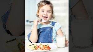 Erken Dönem Beslenmesi ve Aileyle Ekransız Sofra: Doktor Şirinoğlu’nun Önerileri