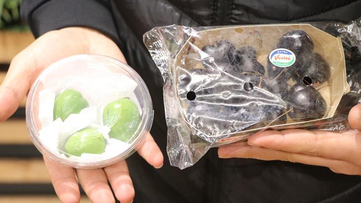 Geceyarısına Kadar Açık Tezgahlar: Yaz Meyveleriyle Aşeren Müşterilere Hizmet