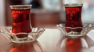 Gıda Sahtekârlığına Karşı Türkiye’de Çay Üzerindeki Boya Uyarısı ve Riskler