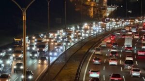 İstanbul Trafik Yoğunluğu ve Akşam Saatleri Analizi: Bölgeler Arası Dengesizlik ve Akış Kanalları