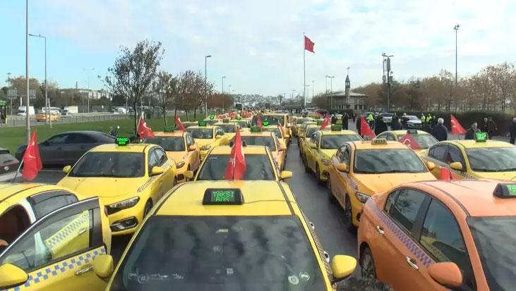 İstanbul’da Korsan Taşımacılığa Karşı Taksi Şoförlerinden Dayanışmalı Konvoy ve Basın Açıklaması