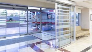 İzmir’de Acil Girişte Ödeme Zorunluluğuna Dair İçtihat: 120 Bin Lira Faizleriyle İadesi Hakkı