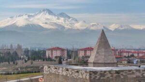 Kayseri Tarihi Kapalı Çarşı ve Gön Hanı Restorasyonunda Sona Yaklaşılıyor