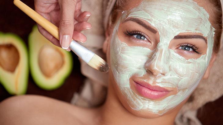 Kış Aylarında Kortizol ve Cilt Dengeyi: Doğal Bakım ve Ev Maskesi