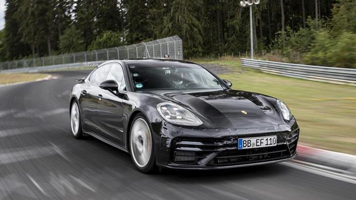 Porsche Modellerinde Uydu Blokesiyle Çalışmama Sorunu: Yetkili Analizler ve Etkileri