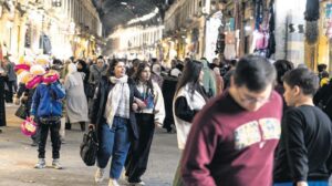 Suriye’de Devrimden Sonra Şam’dan Palmira’ya, İdlib’den Fırat’a Kesişen Yaşamlar