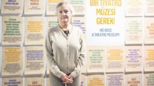 Tiyatro Hazinemizden: Arşivden Ziyarete Yolculuk ve Hikayeler