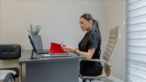 TÜİK Ekim Hizmet Üretim Endeksi: Yıllık ve Aylık Değişimler İncelendi