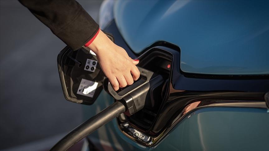 Türkiye’de Otomobil Pazarı: Elektrikli ve Hibrit Araçların Payı Giderek Yükseliyor