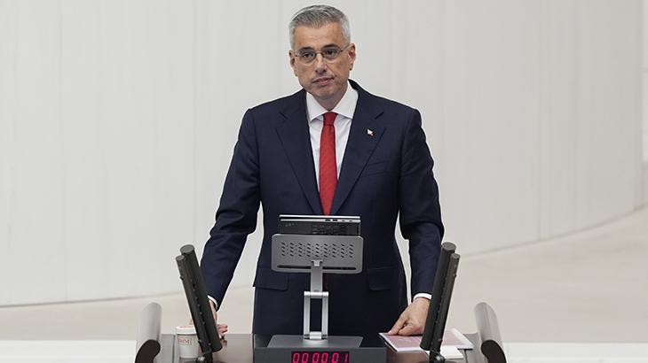 Türkiye’nin Sağlık Yatırımları ve Hekim-Kadrolarında Dönüşüm: Memişoğlu’nun TBMM Sunumu