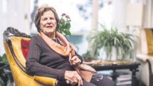 Unat Ailesinin Uluslararası Yolculuğu ve Kadın Hakları İçin Sürdürdüğü Mükemmel Çabaya Dair Derinlemesine Bir İnceleme