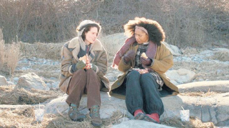 Üzgünüm, Bebeğim: Dayanışmanın Işığında Travmalarla Yüzleşen Bir Yolculuk