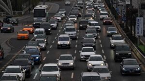 Yoğun Deklanşör: AVM Yakınında Saatler Boyu Sürücüler Sıkıştı