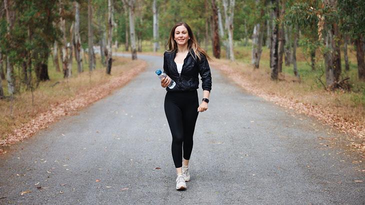 Yürüyüş ve Egzersizin Vücuda Etkileri: Günlük Alışkanlıkları Değiştirmek İçin İpuçları