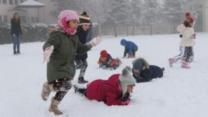 Zonguldak ve Şırnak Bölgelerinde Yoğun Hava Koşulları Nedeniyle Eğitimde Erteleme