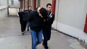 Adana’da 1 Milyon Liralık Dolandırıcılık Operasyonu: 7 Şüpheli Tutuklandı