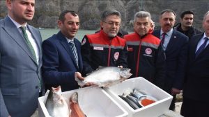 Artvin Balıkçılık ve Türk Somonu Üretimi: Bakan Yorumları ve Sektörel Dikkatler