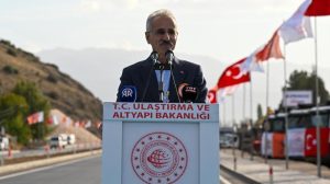 Bölünmüş Yol Ağına Yönelik Genişletici Başarılar ve Karbon Emisyonunda Düşüş