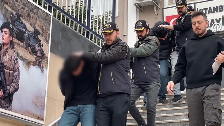 İstanbul’da 87 Yaşındaki Emekli Öğretmeni Dolandıran Şüphelilerin İhbari Sonrası Yakalanması