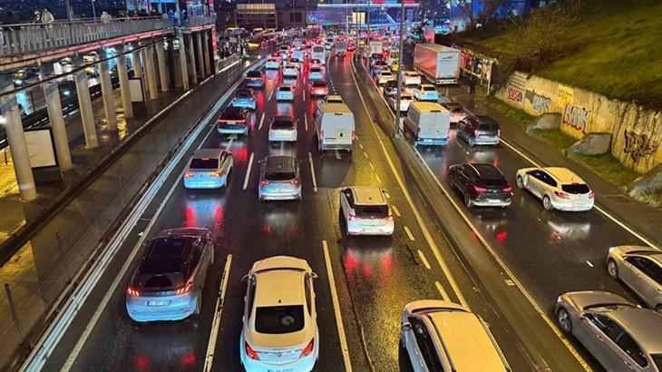 İstanbul’da Akşam Trafik Akışı ve Yoğunluk Haritası