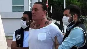 İzmir’de Hells Angels Liderine Yönelik Ağır Saltatlar ve Tutuklama Girişimi