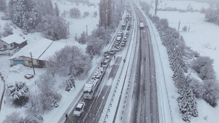 Uşak’taki Kar Yağışı Sonrası Ulaşım Durumu ve Yetkili Ekiplerin Çalışmaları