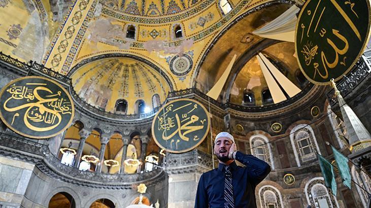Ayasofya’da Enderun Usulü Teravih: Ramazan Boyunca Mukabele, Ezan Makamları ve İlahi Geleneği